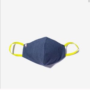 NWT FIGS FION TECH PROTECTIVE FACE MASKS + FILTERS